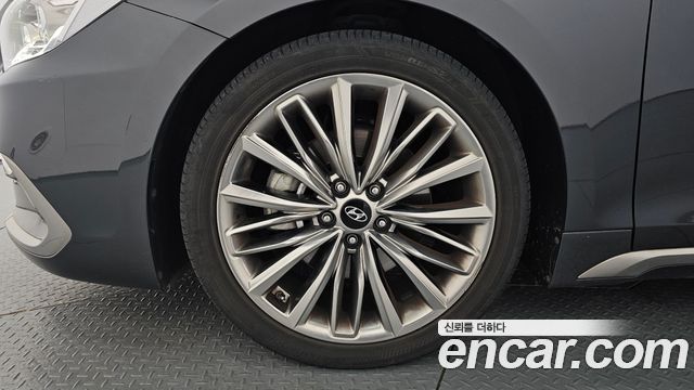 Hyundai Grandeur из Кореи Encar