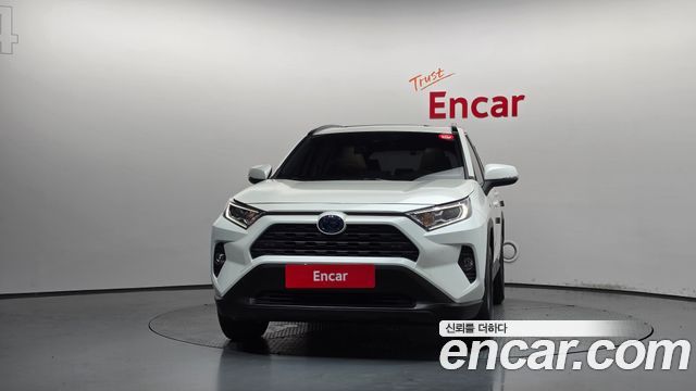 Toyota RAV4 2.5 2WD Hybrid — пробег 63 436 км — фото 3 из 5