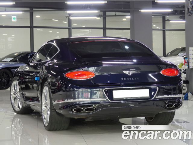 Bentley Continental 4.0 GT — пробег 34 800 км — фото 3 из 5
