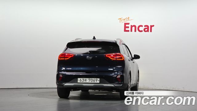 Kia Niro из Кореи Encar