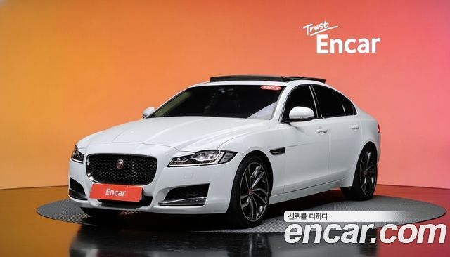 Jaguar XF 20d Portfolio AWD — пробег 115 477 км — фото 1 из 5