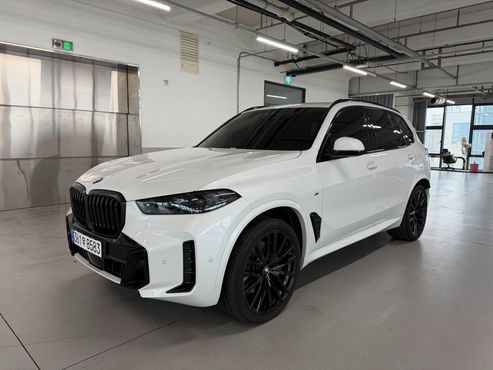 BMW X5 xDrive 40d M Sport Online Exclusive Editon — пробег 5 000 км — фото 1 из 5
