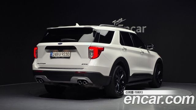 Ford Explorer 3.0 Platinum 4WD — пробег 57 741 км — фото 2 из 5