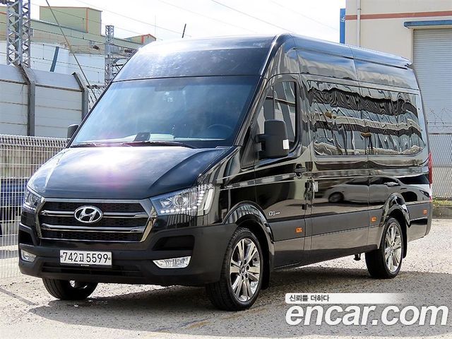 Hyundai Solati 15-seater Luxury — пробег 127 693 км — фото 2 из 5