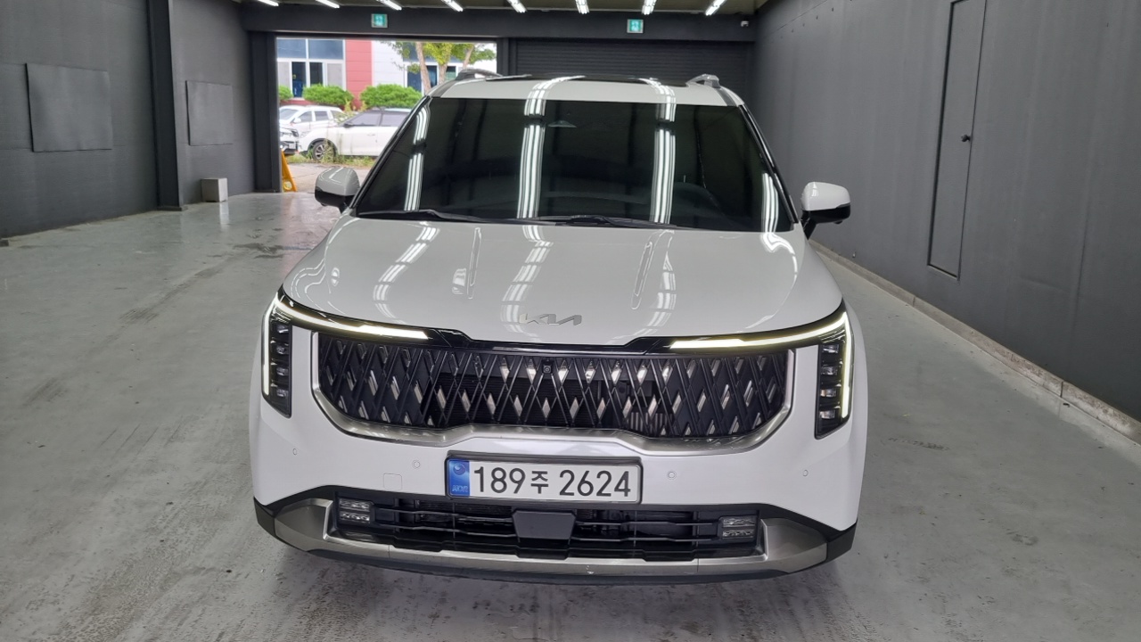 Kia Carnival Diesel 7-Seater Signature — пробег 35 250 км — фото 3 из 5