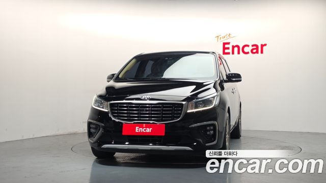Kia Carnival 9-Seater Noblesse Special — пробег 249 332 км — фото 3 из 5
