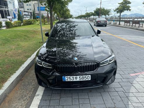 BMW 3-Series 320i M Sport — пробег 12 605 км — фото 2 из 5