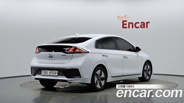 Hyundai Ioniq из Кореи Encar