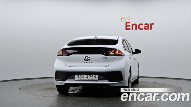 Hyundai Ioniq из Кореи Encar