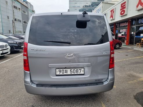 Hyundai Starex Van 5-Seater Smart — пробег 70 512 км — фото 5 из 5