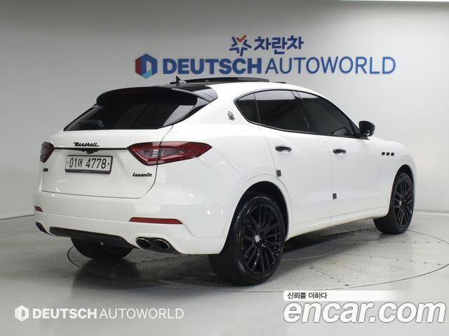Maserati Levante 3.0 S AWD — пробег 118 789 км — фото 2 из 5