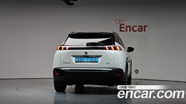 Peugeot 2008 EV GT — пробег 85 563 км — фото 4 из 5