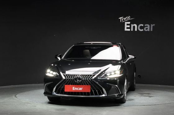 Lexus ES Executive — пробег 96 236 км — фото 3 из 5