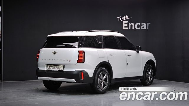 Mini Countryman ALL4 Essential — пробег 2 198 км — фото 2 из 5