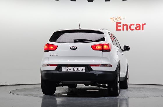 Kia Sportage Diesel 2WD Trendy — пробег 128 020 км — фото 4 из 5