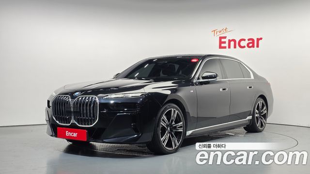 BMW i7 xDrive 60 M sport — пробег 50 761 км — фото 1 из 5
