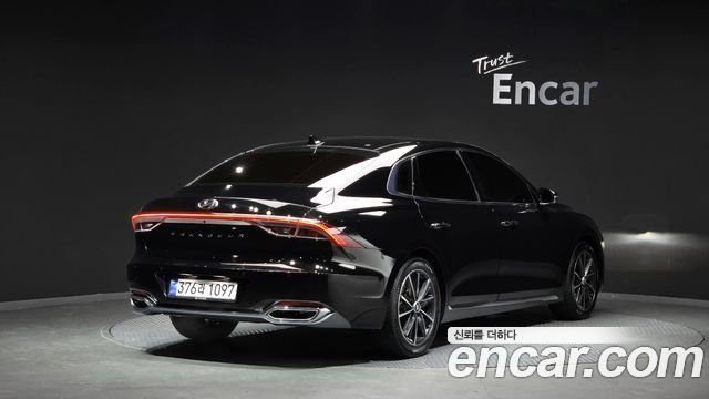 Hyundai Grandeur из Кореи Encar