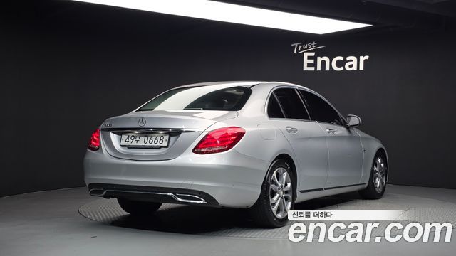 Mercedes-Benz C-Class из Кореи Encar