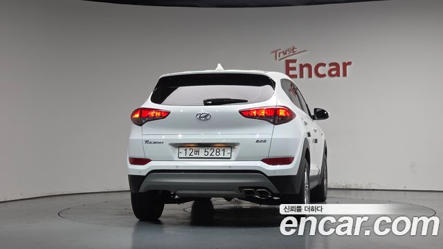 Hyundai Tucson Diesel 2.0 2WD Smart — пробег 164 075 км — фото 4 из 5