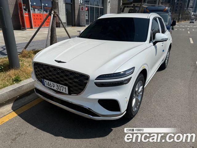 Genesis GV70 2.5T Gasoline 2WD — пробег 4 500 км — фото 1 из 5