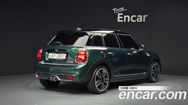 Mini Cooper 5Door Standard 3rd — пробег 82 426 км — фото 2 из 5