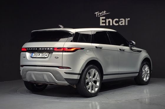 Land Rover Range Rover Evoque D150 S — пробег 133 411 км — фото 2 из 5