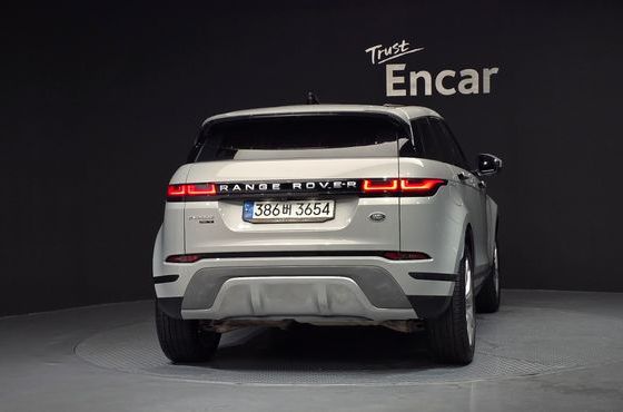 Land Rover Range Rover Evoque D150 S — пробег 133 411 км — фото 4 из 5