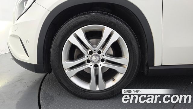 Mercedes-Benz GLA-Class из Кореи Encar