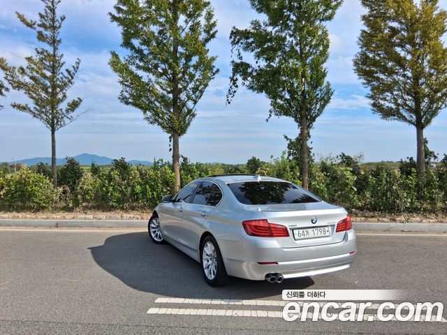BMW 5-Series 528i Luxury Plus — пробег 87 000 км — фото 3 из 5