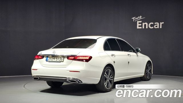 Mercedes-Benz E-Class из Кореи Encar