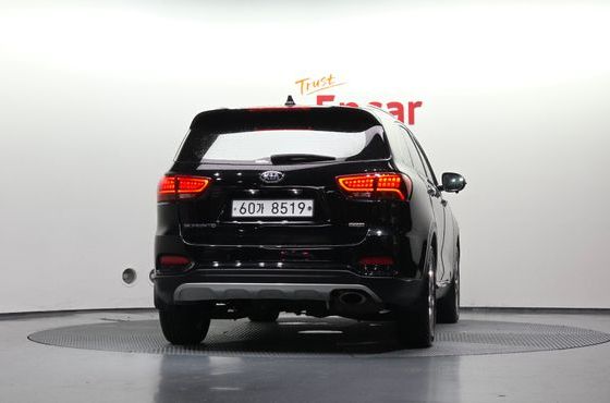 Kia Sorento Gasoline 2.0 Turbo 2WD Master Special — пробег 106 301 км — фото 4 из 5