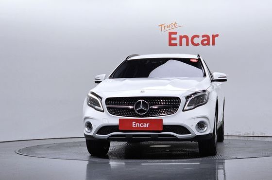 Mercedes-Benz GLA-Class GLA220 — пробег 90 637 км — фото 3 из 5