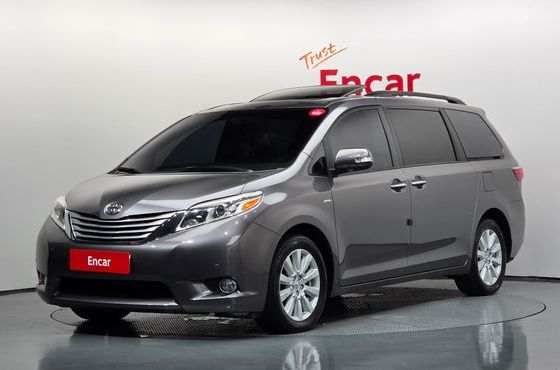 Toyota Sienna 3.5 AWD — пробег 96 317 км — фото 1 из 5