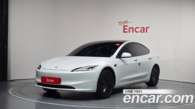 Tesla Model 3 RWD — пробег 34 321 км — фото 1 из 5