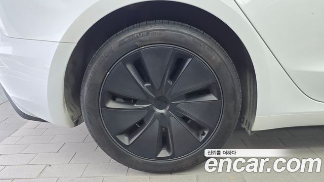 Tesla Model 3 RWD — пробег 34 321 км — фото 5 из 5