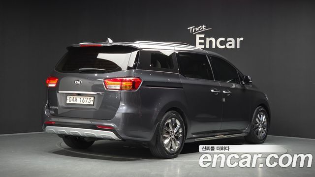 Kia Carnival из Кореи Encar