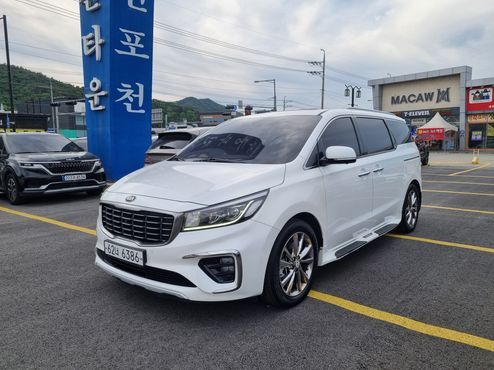 Kia Carnival 9-Seater Noblesse Special — пробег 273 384 км — фото 1 из 5