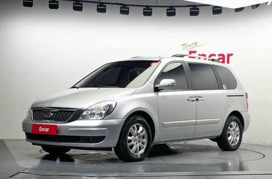 Kia Carnival New Carnival GLX Standard — пробег 106 373 км — фото 1 из 5