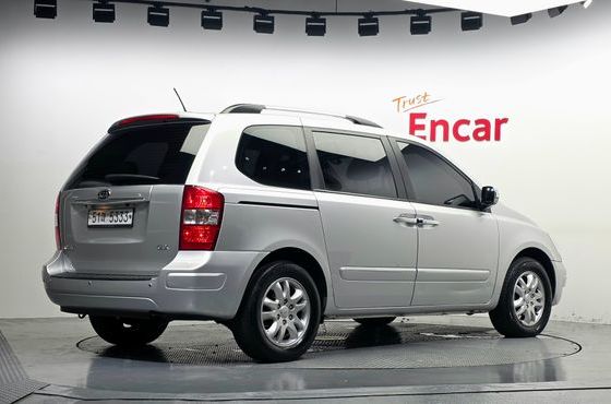 Kia Carnival New Carnival GLX Standard — пробег 106 373 км — фото 2 из 5