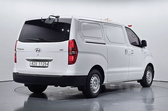 Hyundai Starex Van 3-Seater Style — пробег 158 167 км — фото 2 из 5