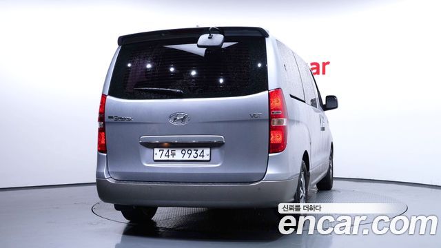Hyundai Starex 11-Seater Wagon Modern Special — пробег 158 842 км — фото 4 из 5