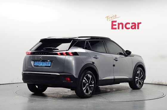 Peugeot 2008 EV GT — пробег 25 095 км — фото 2 из 5