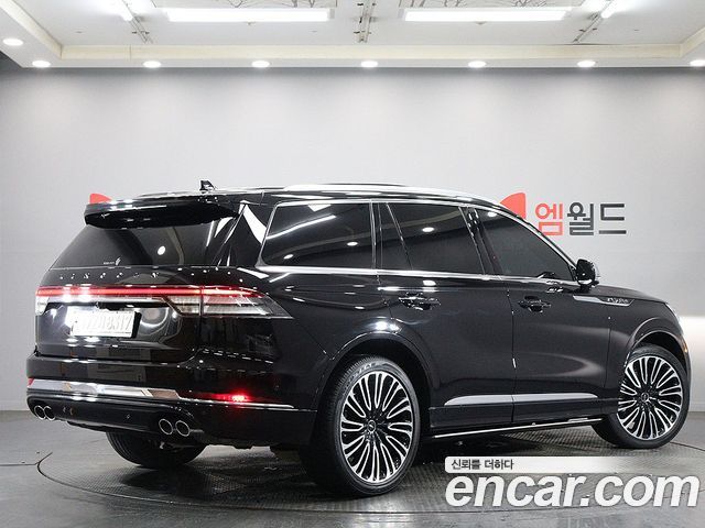 Lincoln Aviator 3.0 Black Label AWD — пробег 40 000 км — фото 4 из 5