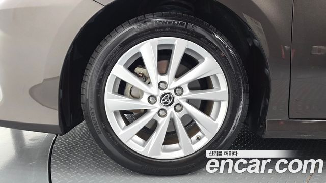 Toyota Camry из Кореи Encar