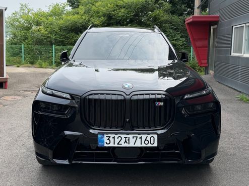 BMW X7 M60i xDrive M sport 6STR — пробег 16 800 км — фото 1 из 5