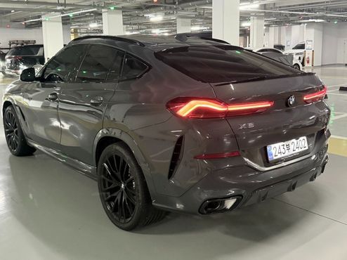 BMW X6 xDrive40i M Sport Pro Best Seller Edition — пробег 4 000 км — фото 2 из 5