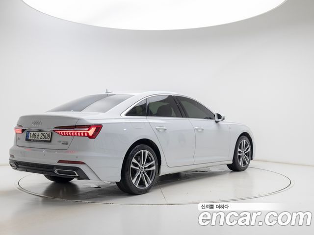 Audi A6 45 TFSI Quattro Premium — пробег 97 827 км — фото 2 из 5