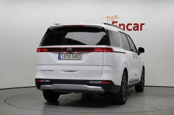 Kia Carnival Diesel 9-Seater Prestige — пробег 48 948 км — фото 4 из 5
