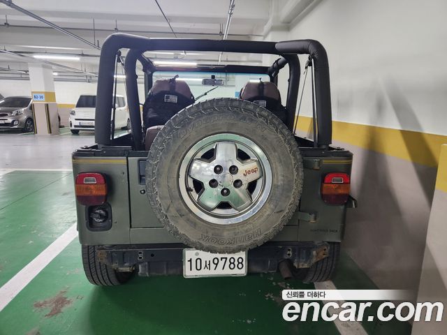 Jeep Wrangler 2.5 — пробег 312 000 км — фото 5 из 5