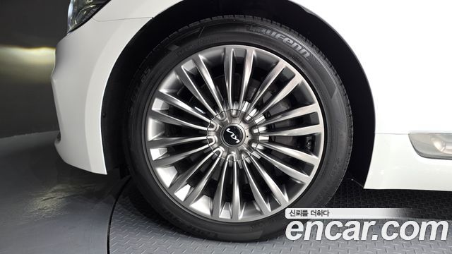 Kia K9 из Кореи Encar